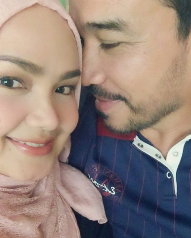 Raikan Ulang Tahun Perkahwinan Ke-11, Datin Sri Siti 